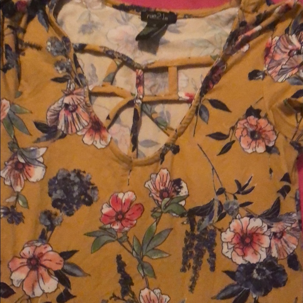 yellow shirt from rue 21